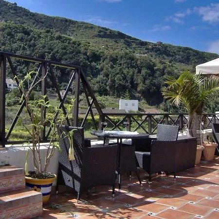 דירה Apartamentos-monasterio-de-san-antonio-rustikales-apartment-mit-kleiner-terrasse-im-innenhof איקוד דה לוס וינוס